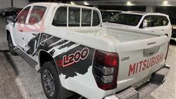میتسوبیشی L200